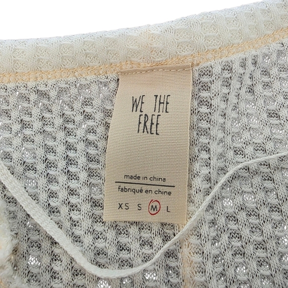 Free People We The Free Oversized Ivory Waffle Knit V-neck Bell Sleeve Top M NWT - Picture 5 of 10